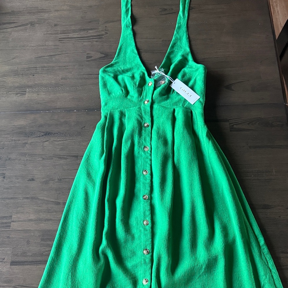 Gilli Emerald Green Backless Button-Front Dress
